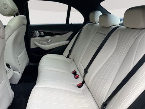 Used 2019 Mercedes-Benz E 300 w/ Premium 1 Package image 27