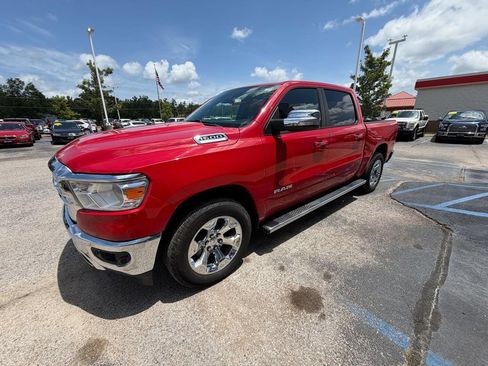 Used 2019 RAM 1500 Big Horn AWD/4WD image 3