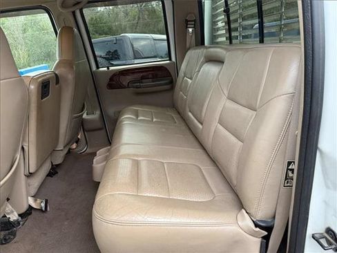 Used 2001 Ford F550 2WD Crew Cab Super Duty image 14