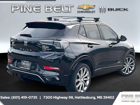 Used 2024 Buick Encore GX Avenir image 11