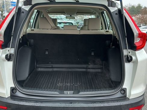 Used 2017 Honda CR-V LX image 6