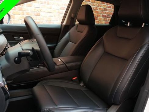 Certified 2025 Nissan Murano SV AWD/4WD image 10
