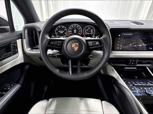 New 2026 Porsche Cayenne AWD/4WD image 13