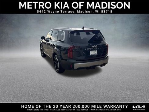 Used 2025 Kia Telluride S AWD/4WD image 4