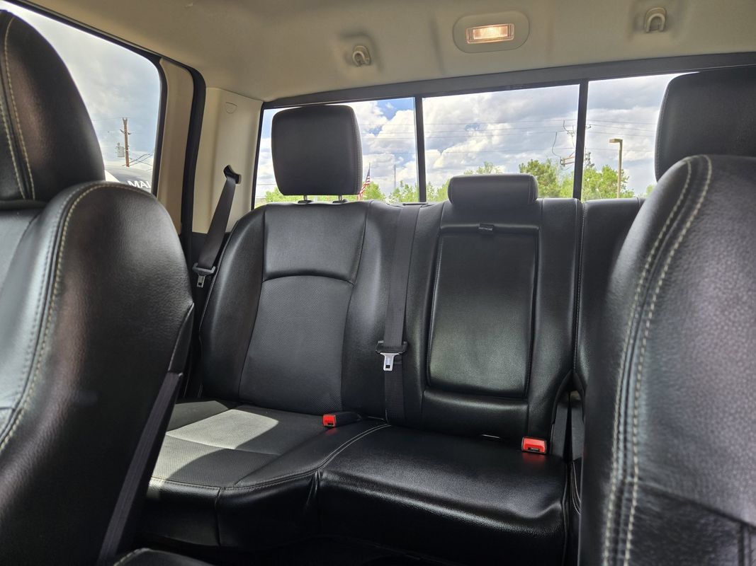 Used 2014 RAM 2500 Laramie w/ Cold Weather Group AWD/4WD image 18