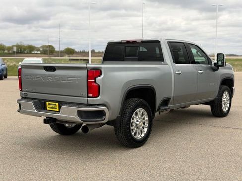 Used 2024 Chevrolet Silverado 2500 LTZ w/ LTZ Plus Package AWD/4WD image 6
