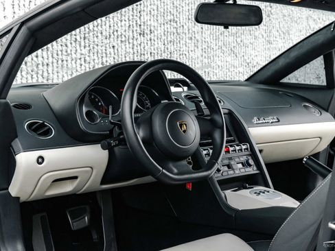 Used 2012 Lamborghini Gallardo LP 550-2 RWD image 2