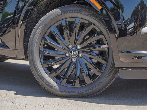 New 2025 Hyundai Palisade Calligraphy image 3