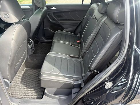 Certified 2023 Volkswagen Tiguan SEL R-Line AWD/4WD image 27