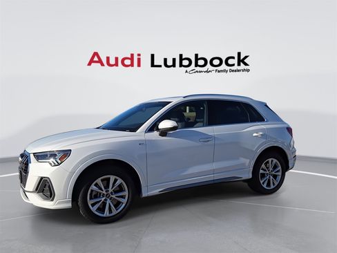Used 2024 Audi Q3 2.0T Premium image 5