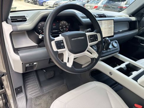 Certified 2025 Land Rover Defender 110 S AWD/4WD image 22