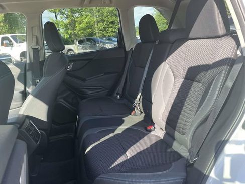 Used 2024 Subaru Forester Premium AWD/4WD image 16