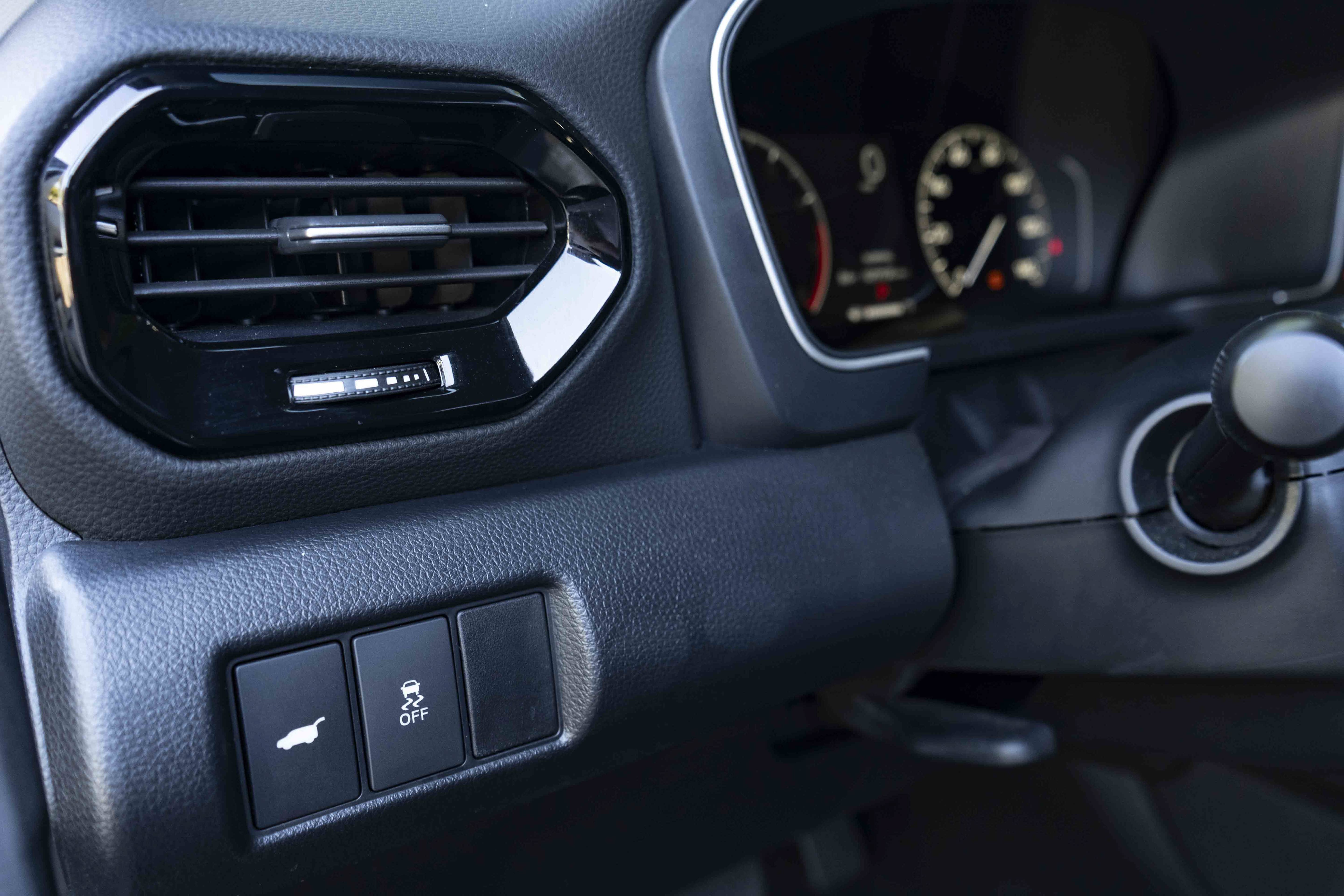 Used 2025 Honda Pilot Touring image 38