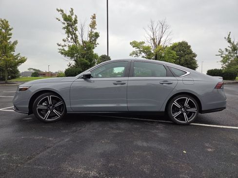 Used 2023 Honda Accord Sport image 19