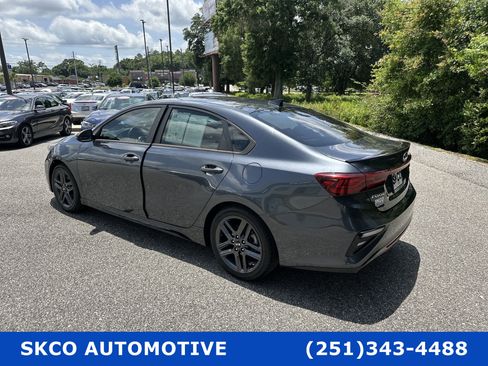 Used 2021 Kia Forte GT-Line w/ GT-Line Premium Package image 3