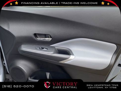 Used 2023 Nissan Kicks SR w/ SR Premium Package image 19