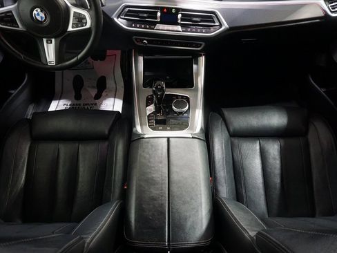 Used 2019 BMW X5 xDrive50i w/ M Sport Package image 36
