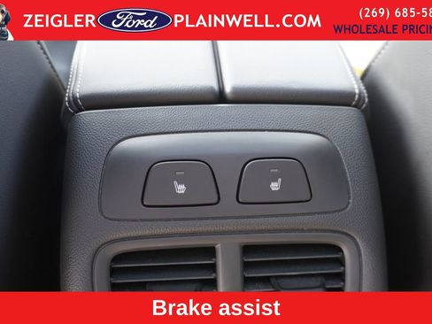 Used 2023 Buick Envision Avenir image 14