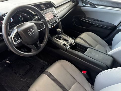 Used 2020 Honda Civic LX image 3