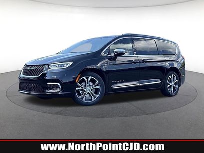 New 2026 Chrysler Pacifica Pinnacle