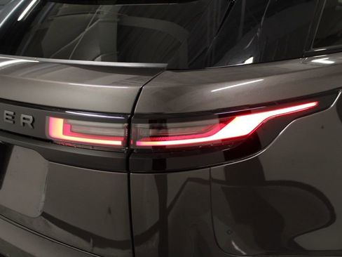 Certified 2026 Land Rover Range Rover Velar Dynamic SE AWD/4WD image 6