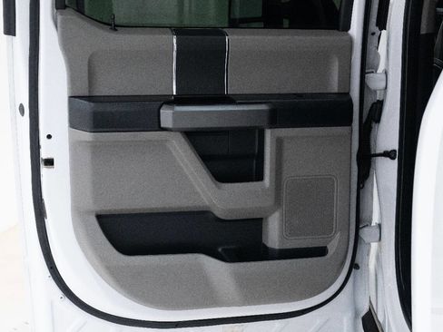 Used 2020 Ford F250 XLT image 24