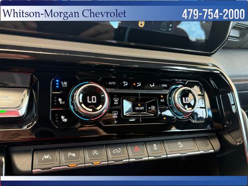 Used 2024 GMC Sierra 1500 AT4 w/ Technology Package AWD/4WD image 31