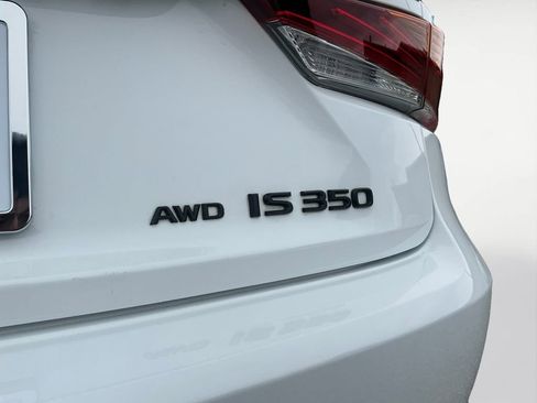 Used 2020 Lexus IS 350 F Sport w/ F Sport Package image 19