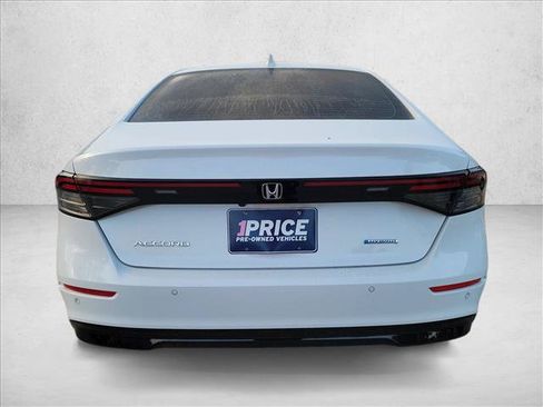 Used 2025 Honda Accord EX-L image 6