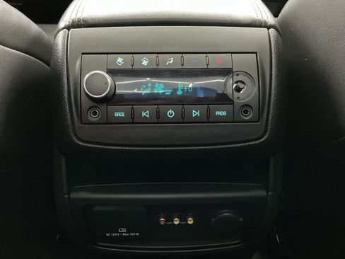 Used 2015 Chevrolet Traverse LT FWD image 40