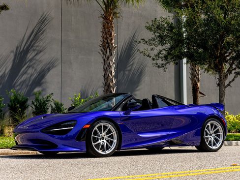 New 2026 McLaren 750S Spider RWD image 18