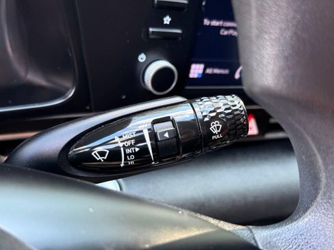 Used 2021 Hyundai Elantra SEL FWD image 33