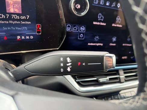 Certified 2025 Chevrolet Equinox EV LT w/ Convenience Package FWD image 23