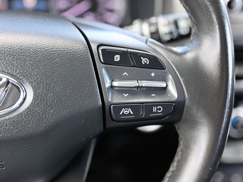 Used 2022 Hyundai Kona SEL w/ Convenience Package image 35