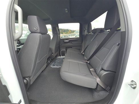 New 2026 Chevrolet Silverado 2500 LT image 11