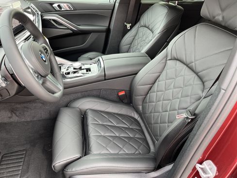 New 2026 BMW X6 xDrive40i w/ Executive Package image 18