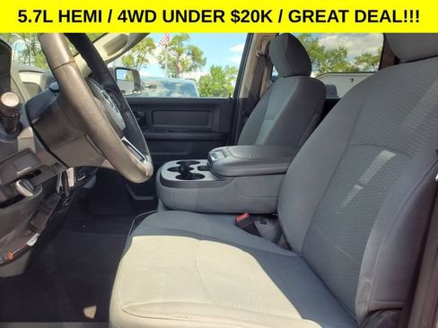 Used 2017 RAM 1500 Express w/ Express Value Package AWD/4WD image 5
