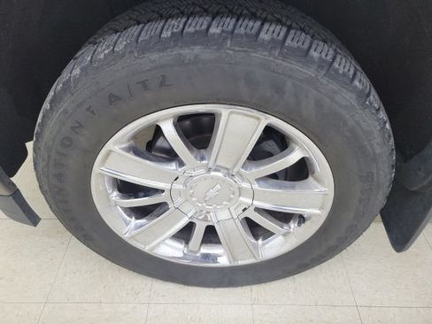 Used 2014 Chevrolet Silverado 1500 High Country AWD/4WD image 10