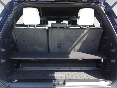 Used 2023 Toyota Sequoia Capstone AWD/4WD image 37