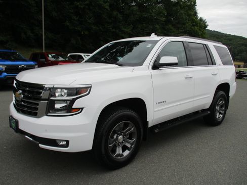 Used 2019 Chevrolet Tahoe LT w/ Off-Road Package AWD/4WD image 1