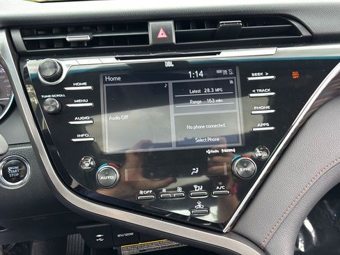 Used 2018 Toyota Camry XLE w/ Audio Package FWD image 34