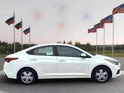 Used 2018 Hyundai Accent SE FWD image 7