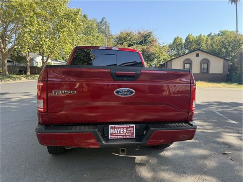 Used 2015 Ford F150 XLT w/ Equipment Group 302A Luxury AWD/4WD image 4