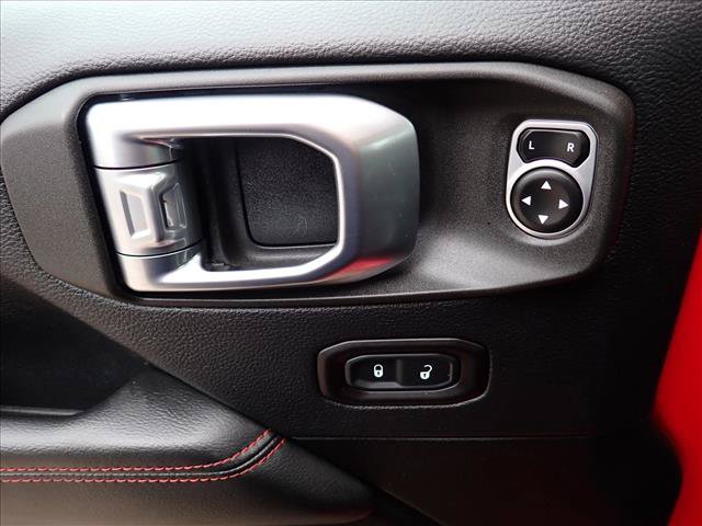 Used 2018 Jeep Wrangler Rubicon AWD/4WD image 9