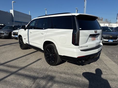 Used 2025 Cadillac Escalade V w/ LPO, Floor Liner Package image 5