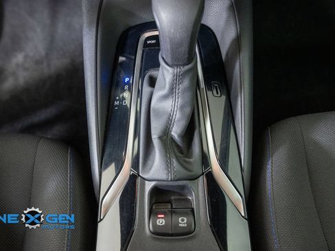 Used 2021 Toyota Corolla SE w/ Carpet Mat Package (TMS) FWD image 24