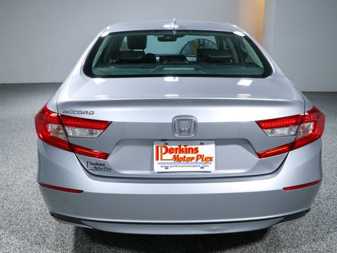 Used 2018 Honda Accord EX-L image 5