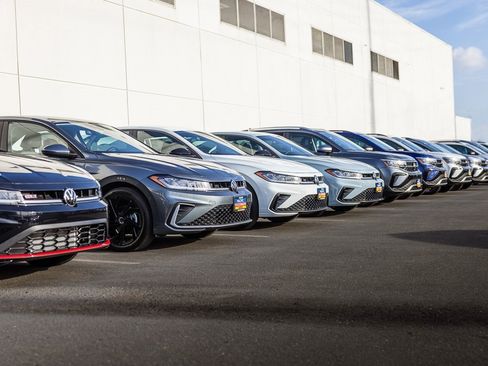 New 2026 Volkswagen Tiguan SEL R-Line image 16