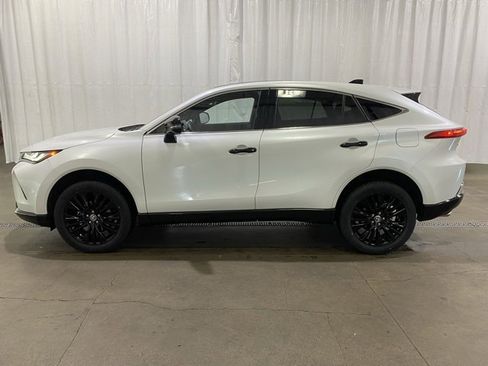 Certified 2024 Toyota Venza Nightshade image 7