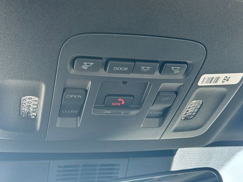 New 2026 Toyota Camry SE AWD/4WD image 32